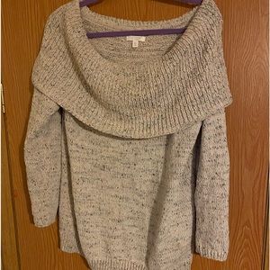 LC Lauren Conrad beautiful soft sweater fold down off the shoulders